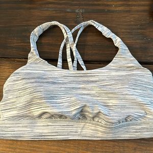 Lululemon sports bra